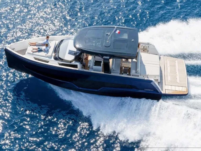 Pronajmout si Fjord Fjord 41 XL v Ibiza Town