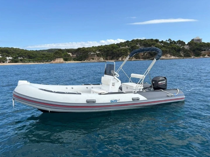 Pronajmout Motorová loď se skipperem či ne Golden Ship v Palamos