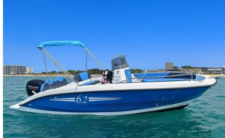 Motorová loď k pronájmu v Palamos za nejlepší cenu