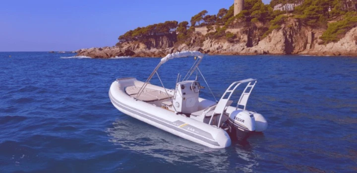 Pronájem jachty v Palamos -Zar Mini Rib 10 na Samboatu