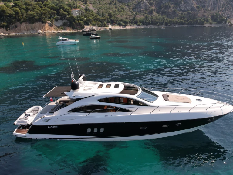 Pronájem lodi Beaulieu-sur-Mer lákavé ceny Predator 62