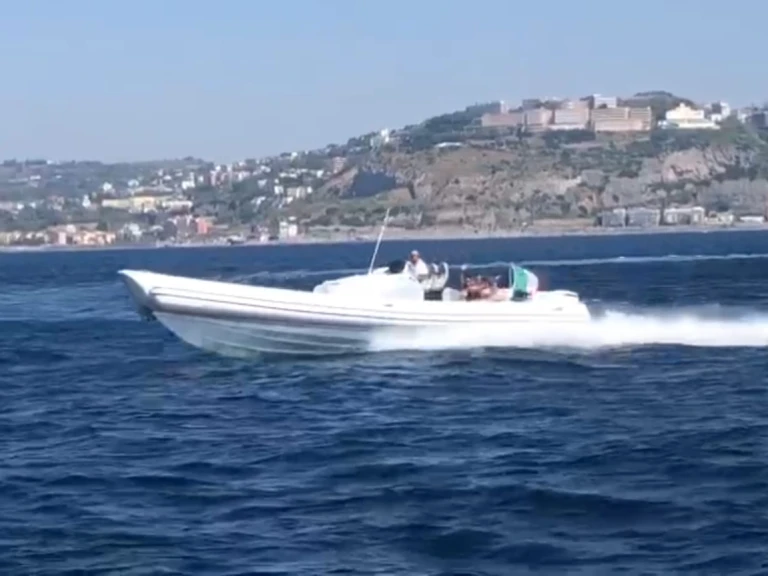Pronájem lodi dovi boat One way 100 v Miseno na Samboatu