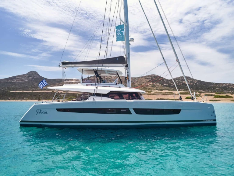 Pronájem jachty v Nea Peramos -Fountaine Pajot Fountaine Pajot Alegria 67 (4 cab) na Samboatu