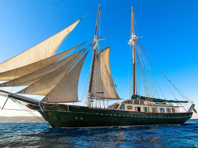 Pronájem jachty v Nea Peramos - Motor sailor na Samboatu