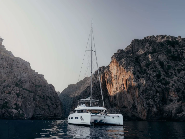 Lagoon Lagoon 55 jednotlivci a charterové společnosti v Nea Peramos