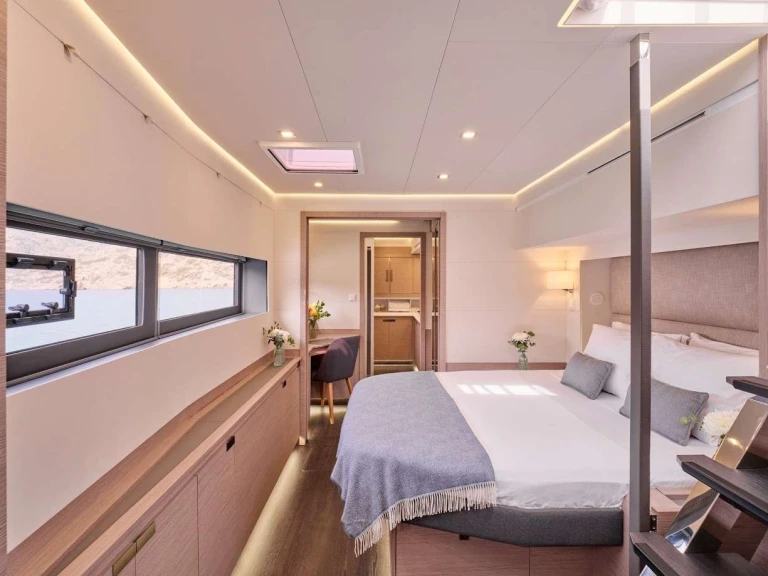 Pronájem jachty v Nea Peramos -Fountaine Pajot Fountaine Pajot Alegria 67 (5 cab) na Samboatu