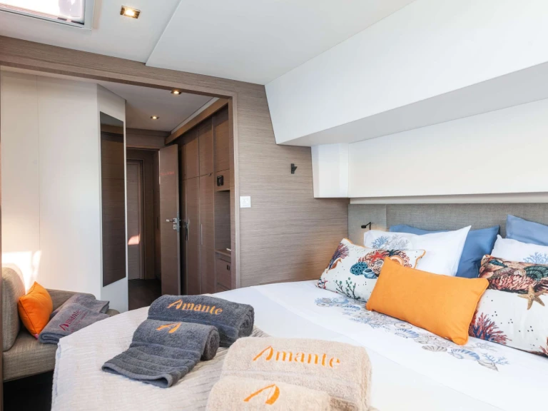 Pronajmout si Fountaine Pajot Aura 51 v Rhodos