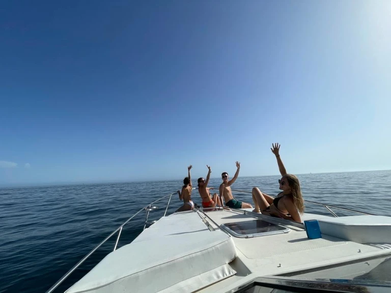 Pronájem lodi Glastron Riviera 350 IV v Marbella na Samboatu