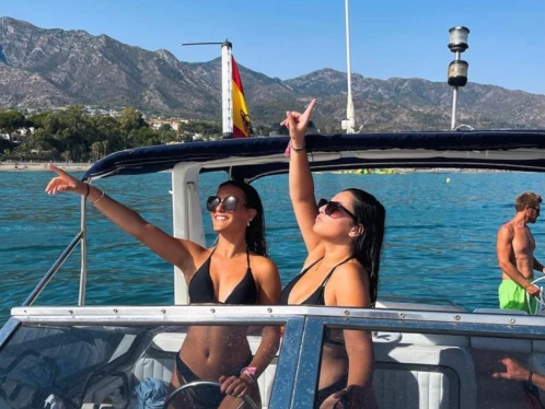 Pronajmout Motorová loď se skipperem či ne Glastron v Marbella