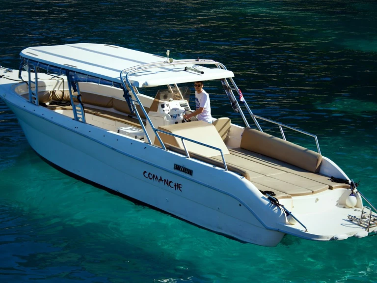 Pronájem lodi Hvar  lákavé ceny Enzo 35