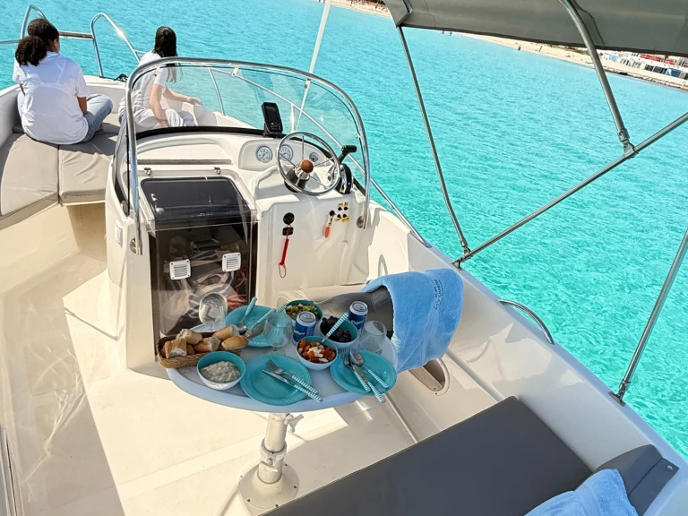 Tramontana Open 21 jednotlivci a charterové společnosti v Mahon