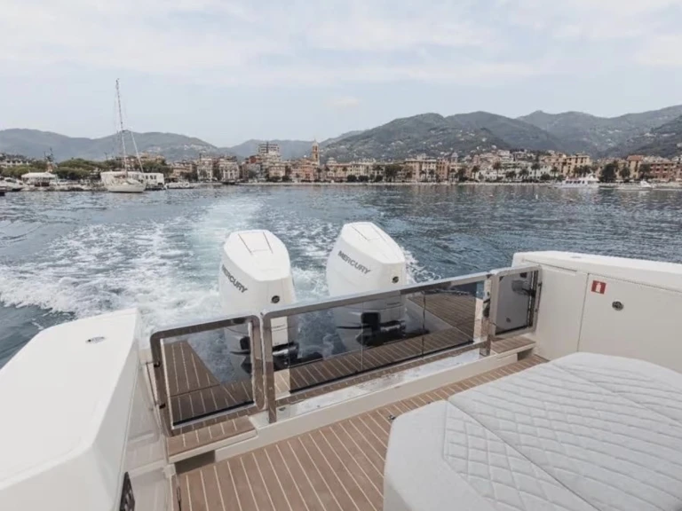 Pronájem jachty v Golfe de Saint-Tropez -Saxdor Saxdor 400 GTO na Samboatu