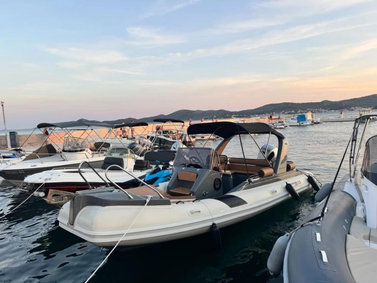 Pronájem lodi Solemar 22 v Biograd Na Moru na Samboatu