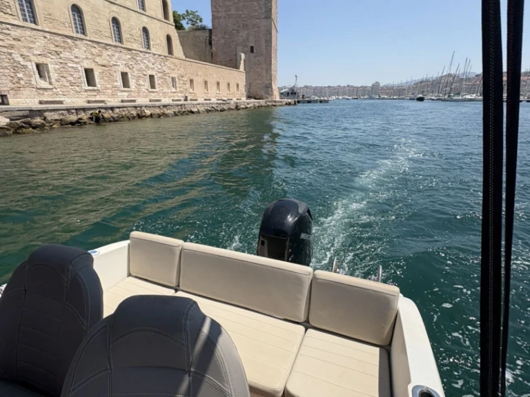 Pronájem lodi Quicksilver Activ 535 Open v Marseille na Samboatu