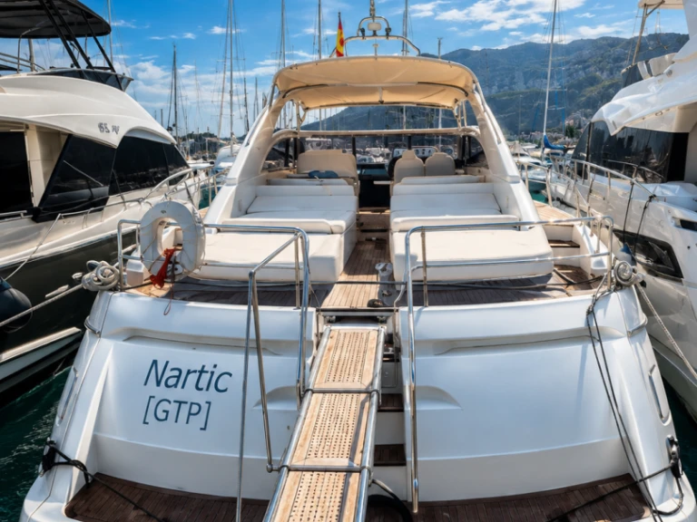 Pronajmout Jachta se skipperem či ne Princess v Marina de Dénia
