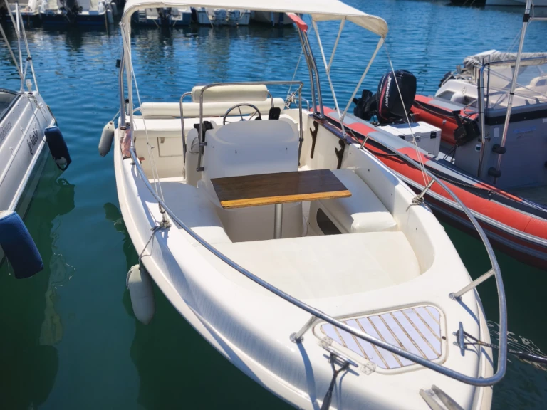 Pronájem lodi Marinello Fisherman 16 v Saint Raphael na Samboatu