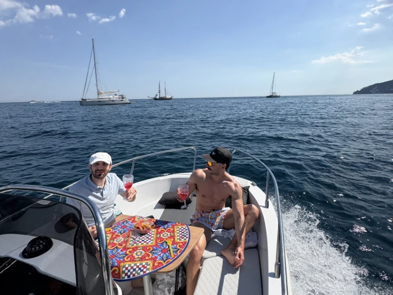 Pronájem lodi Idea Marine Idea 53 v Salerno na Samboatu