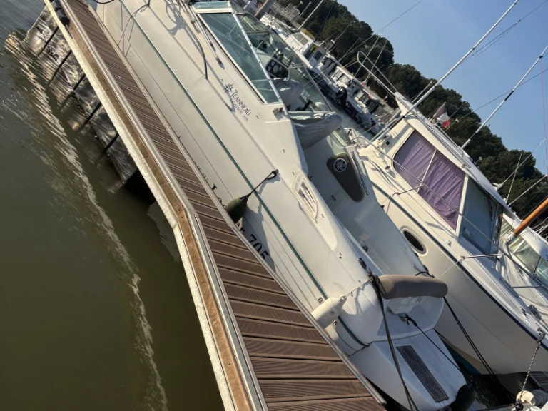 Pronajmout Motorová loď se skipperem či ne Jeanneau v Le Verdon-sur-Mer