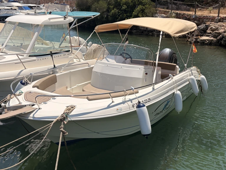 Pronájem lodi Ciutadella de Menorca lákavé ceny Pacific Craft 625 Open