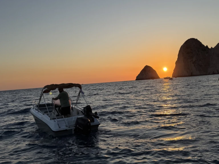 Pronájem lodi Poseidon Bluewater 480 v Laganás na Samboatu