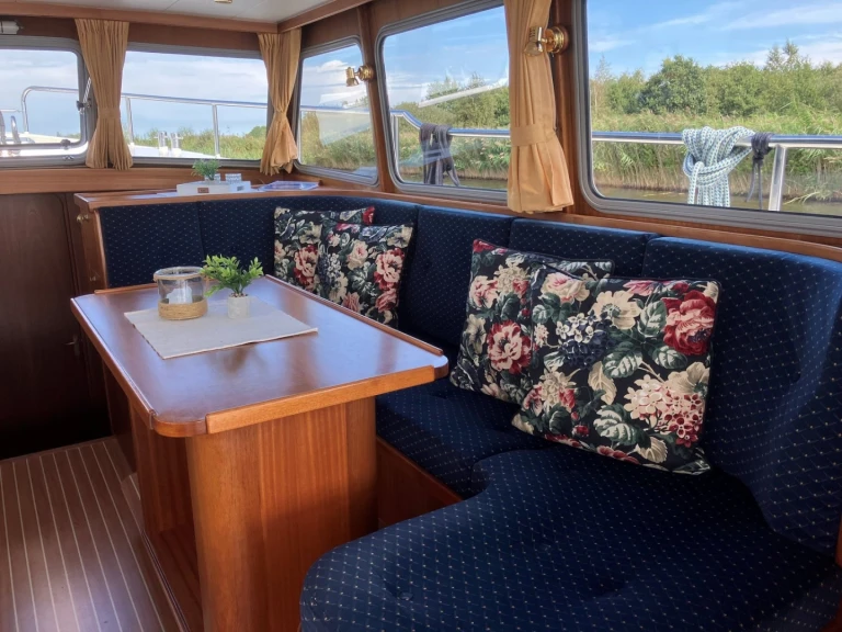 Pronájem jachty v Akkrum -Brandaris Barkas 1100 na Samboatu