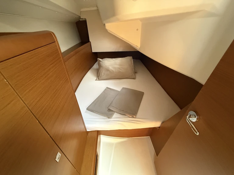Pronájem Plachetnice v Pula -Jeanneau Sun Odyssey 349