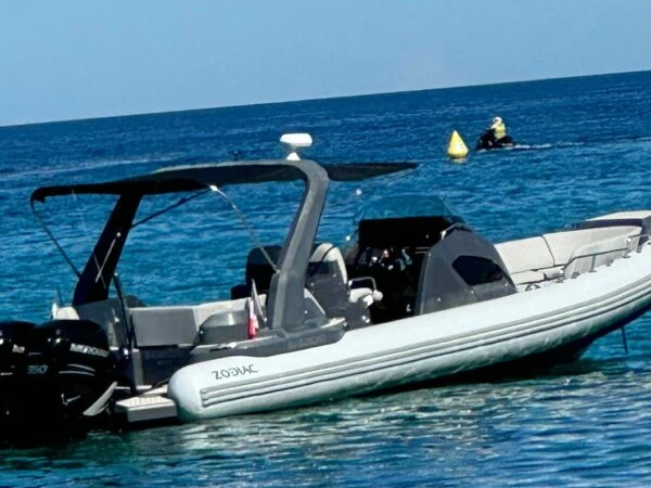 Pronájem lodi Zodiac Medline 9 v Saint Raphael na Samboatu