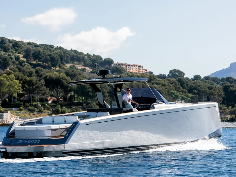 Pronájem jachty v Saint-Tropez -Pardo Yachts Pardo 43 na Samboatu