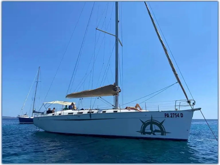 Pronájem lodi Calasetta lákavé ceny Cyclades 50.4