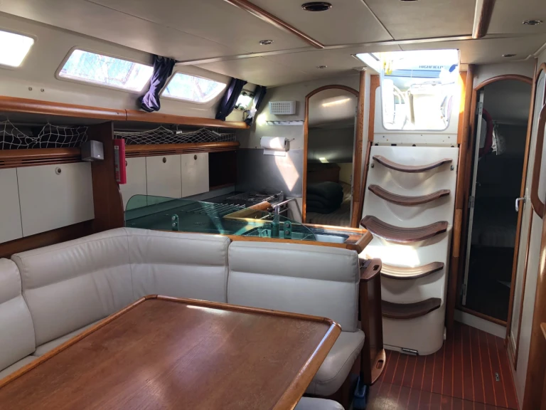 Pronájem lodi Larmor-Plage lákavé ceny Sun Odyssey 43