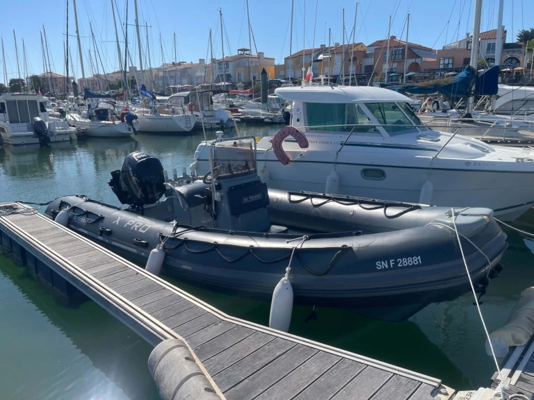 Pronájem lodi 3D Tender 3D Tender 589 v Les Sables-d'Olonne na Samboatu
