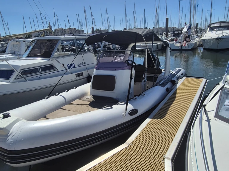 Pronájem lodi Arcachon lákavé ceny Eagle 650