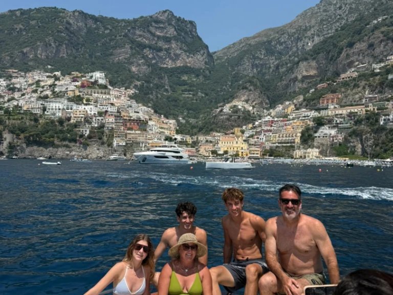 Pronájem Motorová loď v Positano -Mimi 8.50