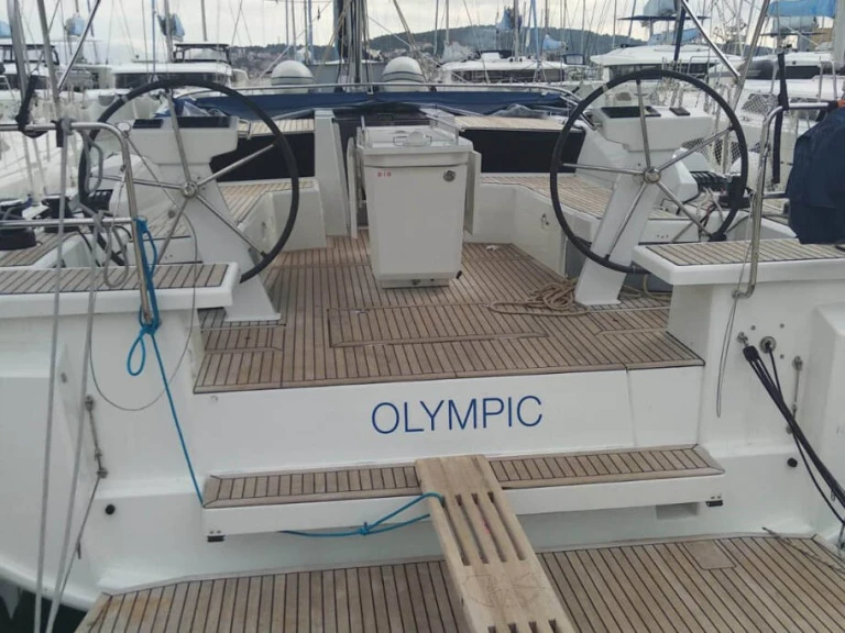 Pronájem lodi Bénéteau Oceanis 46.1 v Alimos na Samboatu