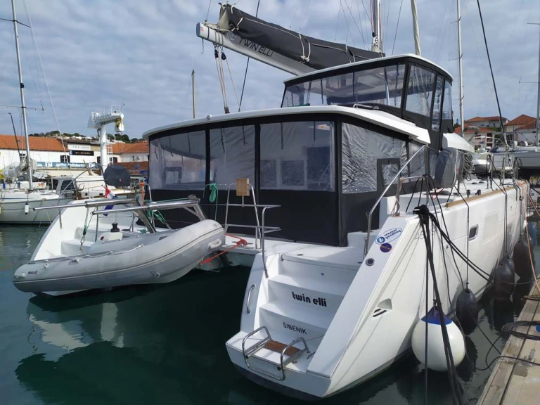 Pronájem jachty v Palma de Mallorca -Lagoon Lagoon 450 Sport Top na Samboatu