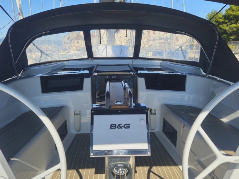 Pronájem lodi Hanse Hanse 418 v Trogir na Samboatu