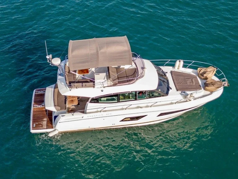 Pronájem lodi Prestige Prestige 42 v Panama City Beach na Samboatu
