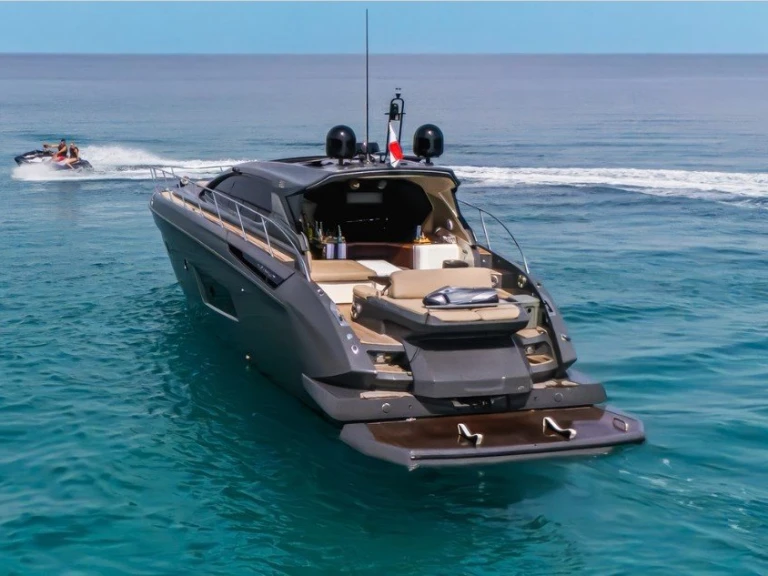 Azimut Azimut 50 jednotlivci a charterové společnosti v Panama City Beach
