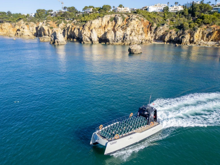 drassanes Custom jednotlivci a charterové společnosti v Marina de Lagos