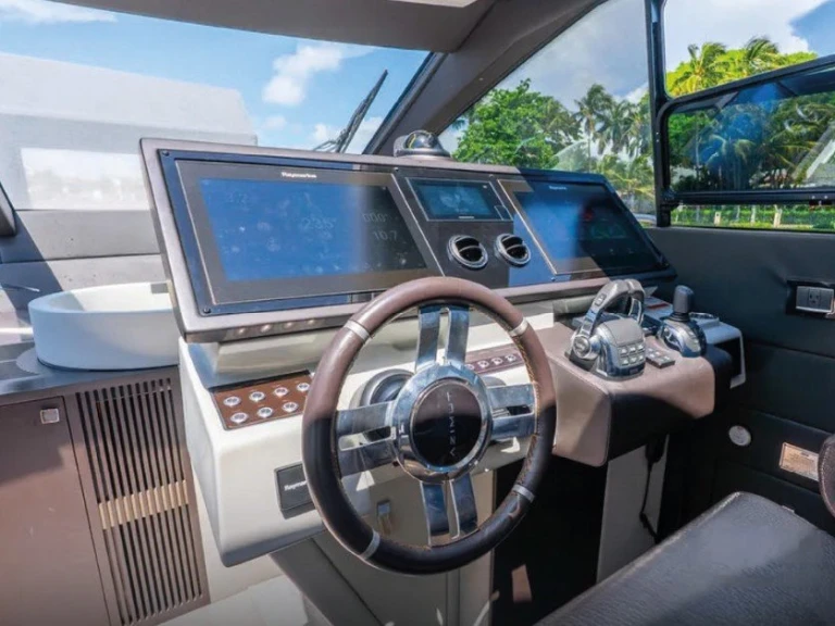 Azimut Azimut 72 S jednotlivci a charterové společnosti v Panama City Beach