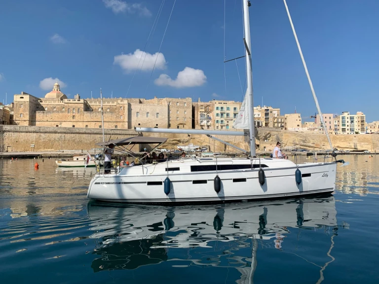 Plachetnice k pronájmu v Kalkara za nejlepší cenu