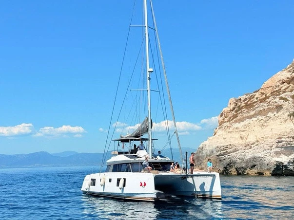 Pronájem Katamarán v Golfo Aranci -Nautitech Nautitech 46 Fly
