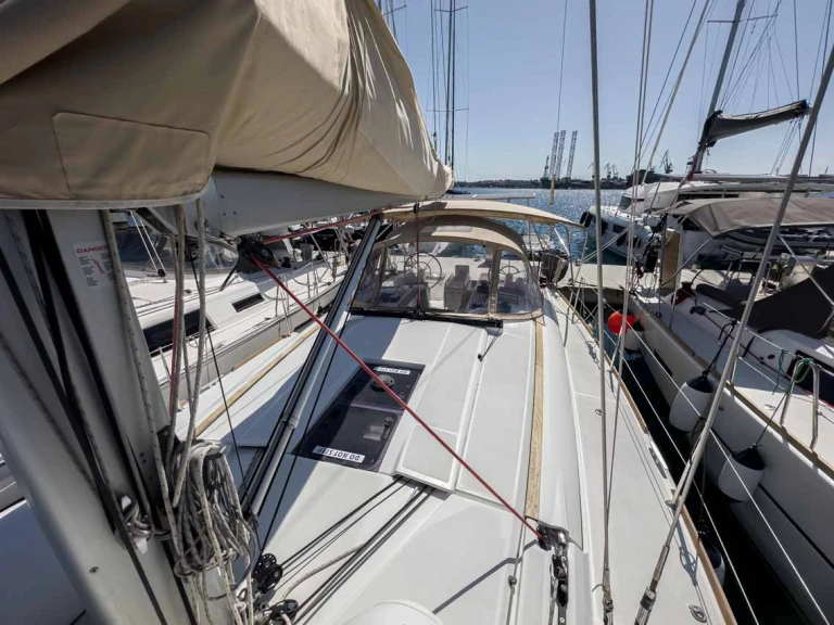 Pronájem lodi Jeanneau Sun Odyssey 449 v Pula na Samboatu