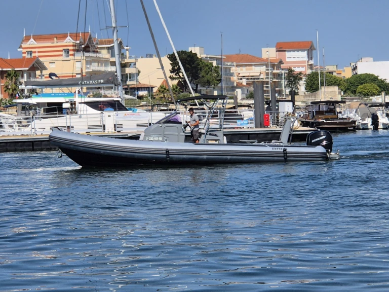 Pronajmout si Brig Eagle 10 v Arcachon
