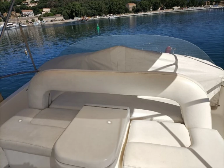 Pronájem Jachta v Porto-Vecchio -Azimut Azimut 40