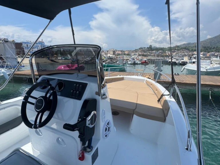 Pronájem jachty v Giardini-Naxos -Aquabat Sport Line 19 na Samboatu