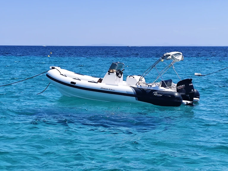Pronájem jachty v Porto-Vecchio -Zodiac Medline na Samboatu