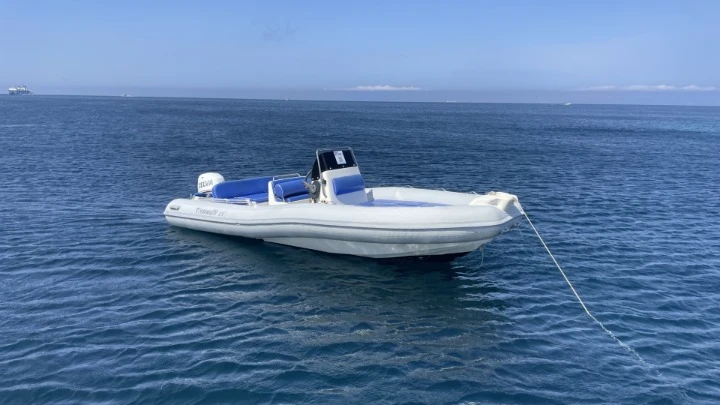 Pronajmout Polotuhá loď se skipperem či ne Marlin Boat v Trapani