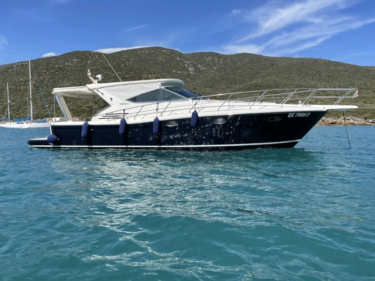 Pronájem lodi Porto Rotondo lákavé ceny 42 open