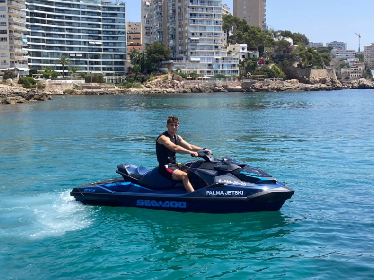  SEADOO GTX 230 jednotlivci a charterové společnosti v Palma de Mallorca